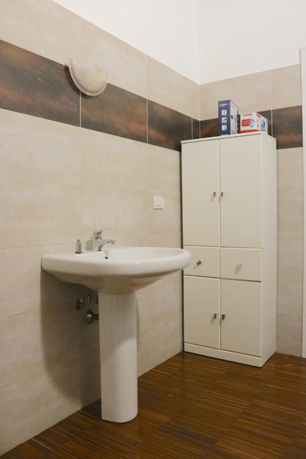 밀라노 Cozy & Large Loft Famagosta 아파트 외부 사진